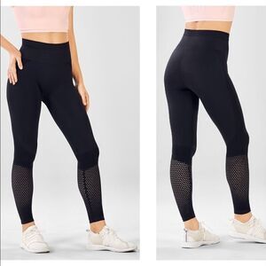 Fabletics High-Waisted Seamless Mesh Leggings
